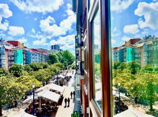 Apartamento en el centro de Santander en la plaza Juan Carlos I - 0