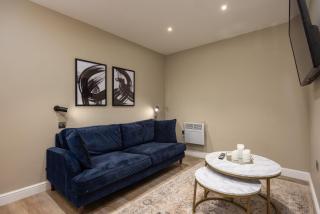 Heart of Leeds Gem LS1 Free Secure Parking - 1
