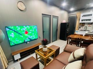 AHK Garden House, a modern house, near the beach - 1