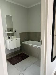 Sandton Grand 2-bed at Middle 2 - 1
