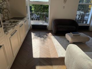 Bright Flat near Little Venice, Charming & Central - 7