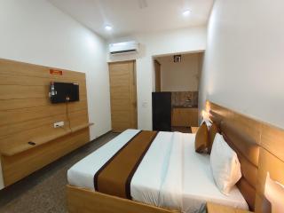 Hotel Devi Ram Atithi Bhawan Near Prem Mandir By HRG - 7