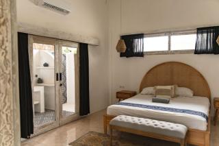 Charming 2-Bedroom Beach house - 6