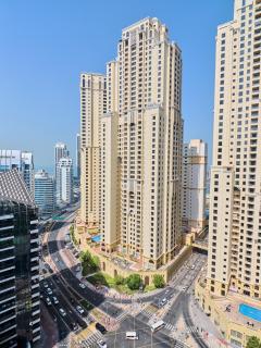 Modern cozy two bedrooms in very attractive location with marina view - 4