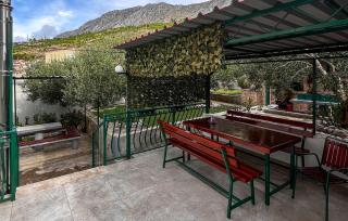 1 Bedroom Nice Apartment In Duce - 4