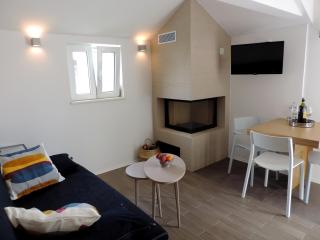 Apartment Place 2 Stay - Hvar - 1