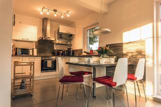 Hus Rusty - 6