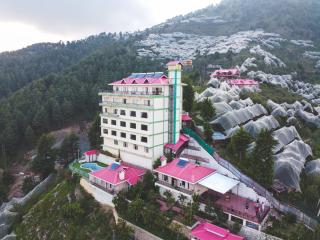 Hilltop Resorts By Fidato Lepere - 0