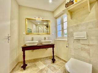 Charming flowery house - 9