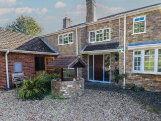 Larkspur Cottage - 0