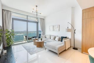 Dubai Dream Stay - 2-BR with Sea View in Beach Vista - 1