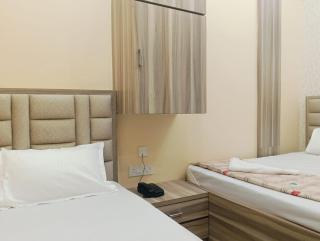 Marquis Luxe Guest House - 2
