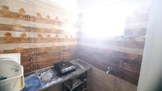 The Corner House by Liz Non Airconditioned - 2