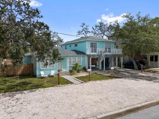 Coastal Haven - Steps from IRB - 5