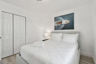 One Block from Gulf Shores Treasure Island John's Pass Boardwalk - 3