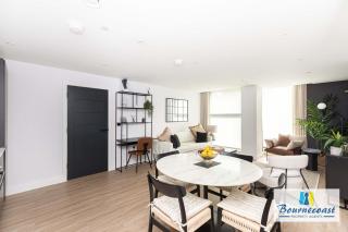 SEAWALK RETREAT by BOURNECOAST - A Stylish Flat by the Sandy Beaches and Pier - FM9633 - 4