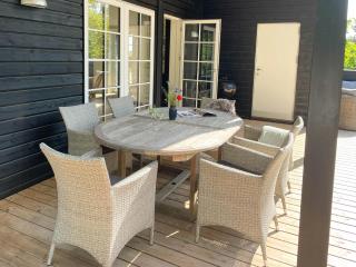Lovely Black Wooden House Near Tisvilde Hegn - 2