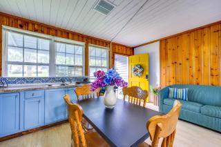 5 Mi to Dtwn! Peaceful Retreat in Jacksonville - 2