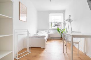 B16 Workers Home - 7