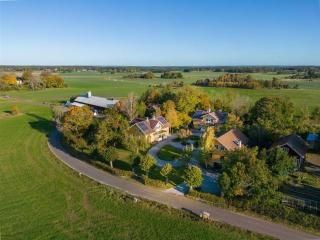 Spacious house in rural idyll - 9