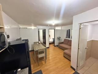2-Bedroom Condo in Imus Cavite with UNLI WIFI, 50" TV, Netflix, Family Computer, Pool - 0