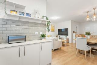 Pearl of Cascais Upscale Home with Dowtown Access - 3