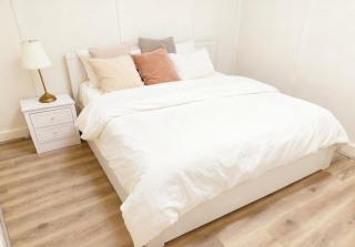 Central Burwood Shared Stay - 2