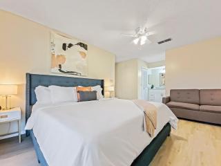 Delightful Family Home in New Tampa - 5