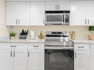 Delightful Family Home in New Tampa - 2