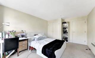 2 Bedroom Flat in Battersea - 3