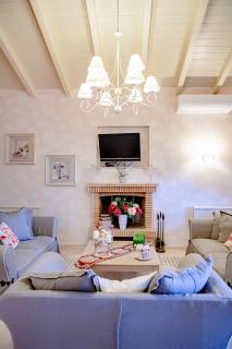 Rita's Cozy Country Home - 5