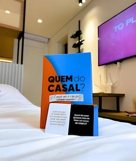 Suíte Luxo com Varanda & Vinho | Batel Premium - 4