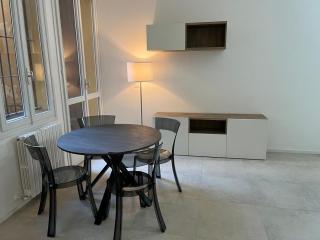 Centro Bologna - Moderno Appartamento per 4 persone - 3