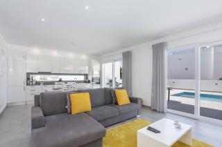 Villa Dona Julia by Villa Plus - 6