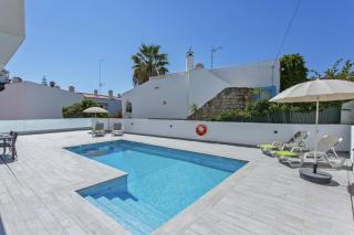 Villa Dona Julia by Villa Plus - 8