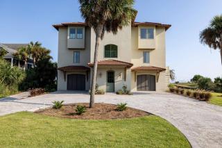 Stunning Newly Constructed 5-Bedroom, 55-Bath Oceanfront Retreat - 9