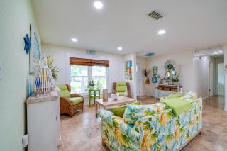 Outdoor Oasis with Bar and Lanai Tavares Escape - 5