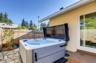 Walk to Dtwn Camas! Updated Home with Game Room - 6