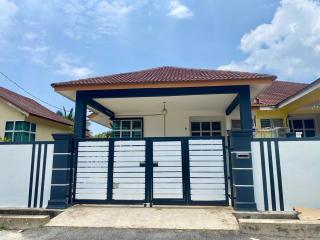Jenhan Homestay Kuantan - Rumah Semi D - 0