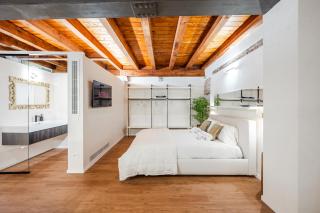 Aria Arena Duplex Suite - up to 8 pax - 6