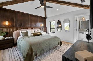 Periwinkle Place - 3