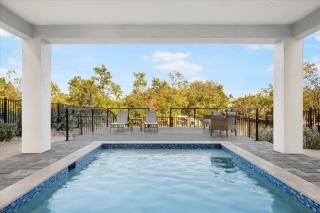 Edgewater Escape at Hunter's Point - 0