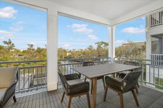 Edgewater Escape at Hunter's Point - 7