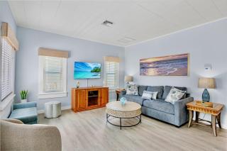 Twin Dolphins Cottage - 8