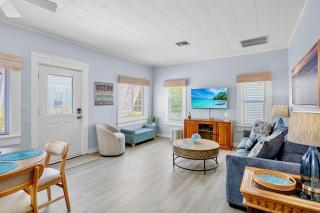 Twin Dolphins Cottage - 3