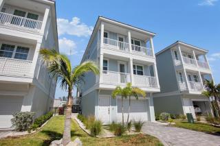 The Renata at Hunter's Point - 1