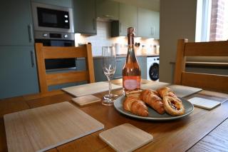 School Road Cottage, Sheffield - 4