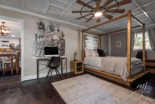 Luxurious 4BR Oasis - Unwind in a Biking Paradise - 7