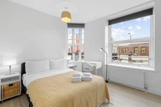 Perfectly Located 2BR Apartment in Balham - 1