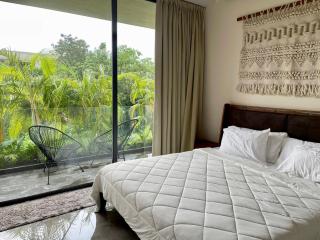 MISTIQ PH 2 recamaras 2 baños esquina vista a la Jungla - 4